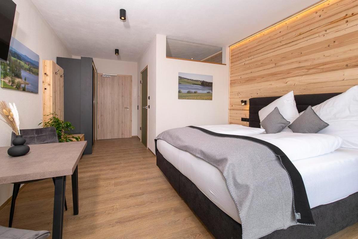 Mueller'S Stuben Hotel Isny im Allgäu Exterior photo